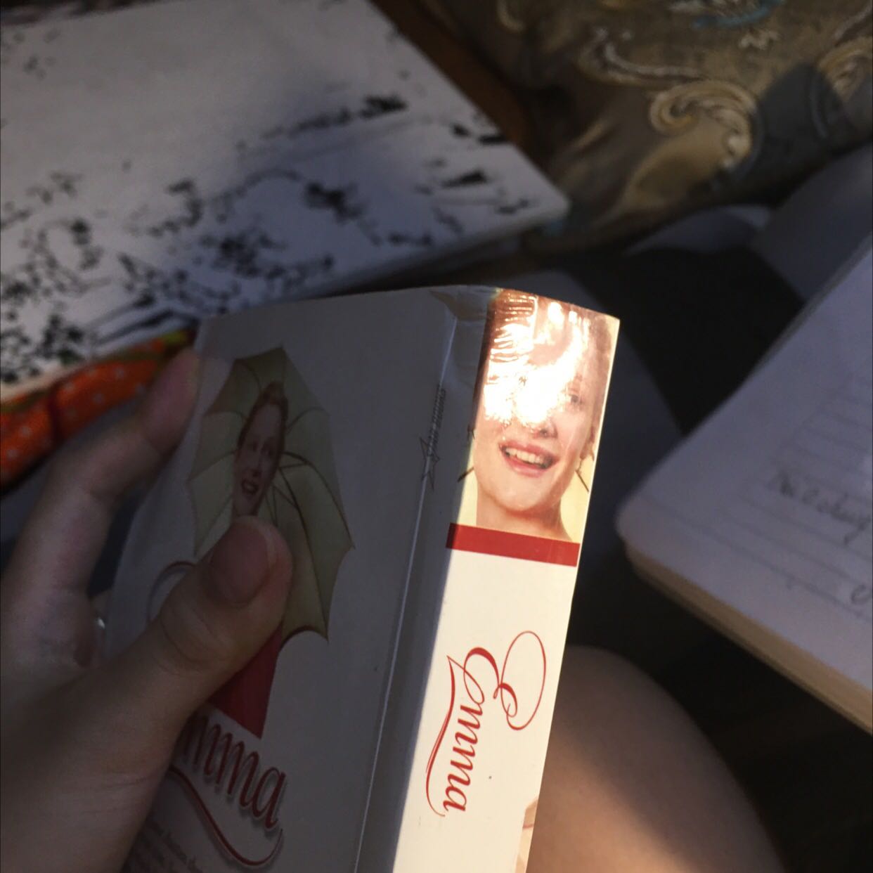 Gáy sách hơi bị móp chút xíu,giao hàng nhanh.Nói chung là ổn