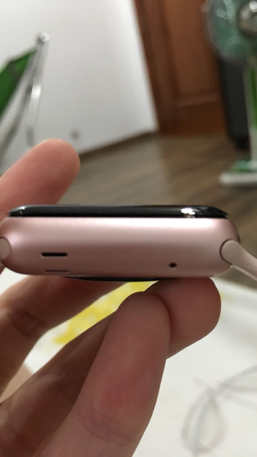 Kính cường lực không quá dày 
Dễ sử dụng 
Nhưng mà để hết bóng khí thì không đc