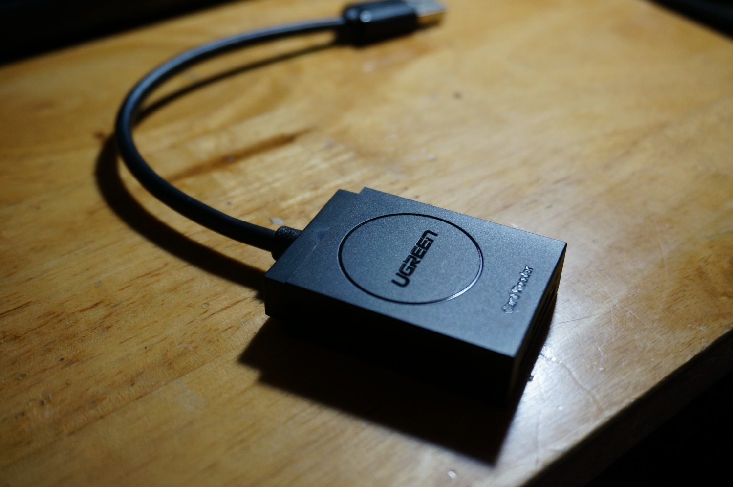 Đồ của Ugreen thì chất lượng khỏi phải bàn: Đóng gói, bao bì kỹ càng; chất lượng gia công tốt, sử dụng không có vấn đề gì.
Ngoài ra, mình còn cắm cable OTG vào điện thoại để xem hình chụp bằng máy ảnh, cả file Raw và Jpeg đều nhận & xem được khá tốt.