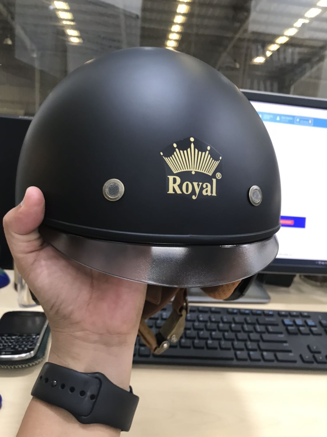 Quá đẹp cho một cuộc tình! Tks TiKi, giao hàng nhanh, đóng gói cẩn thận. Chất lượng để thời gian trả lời