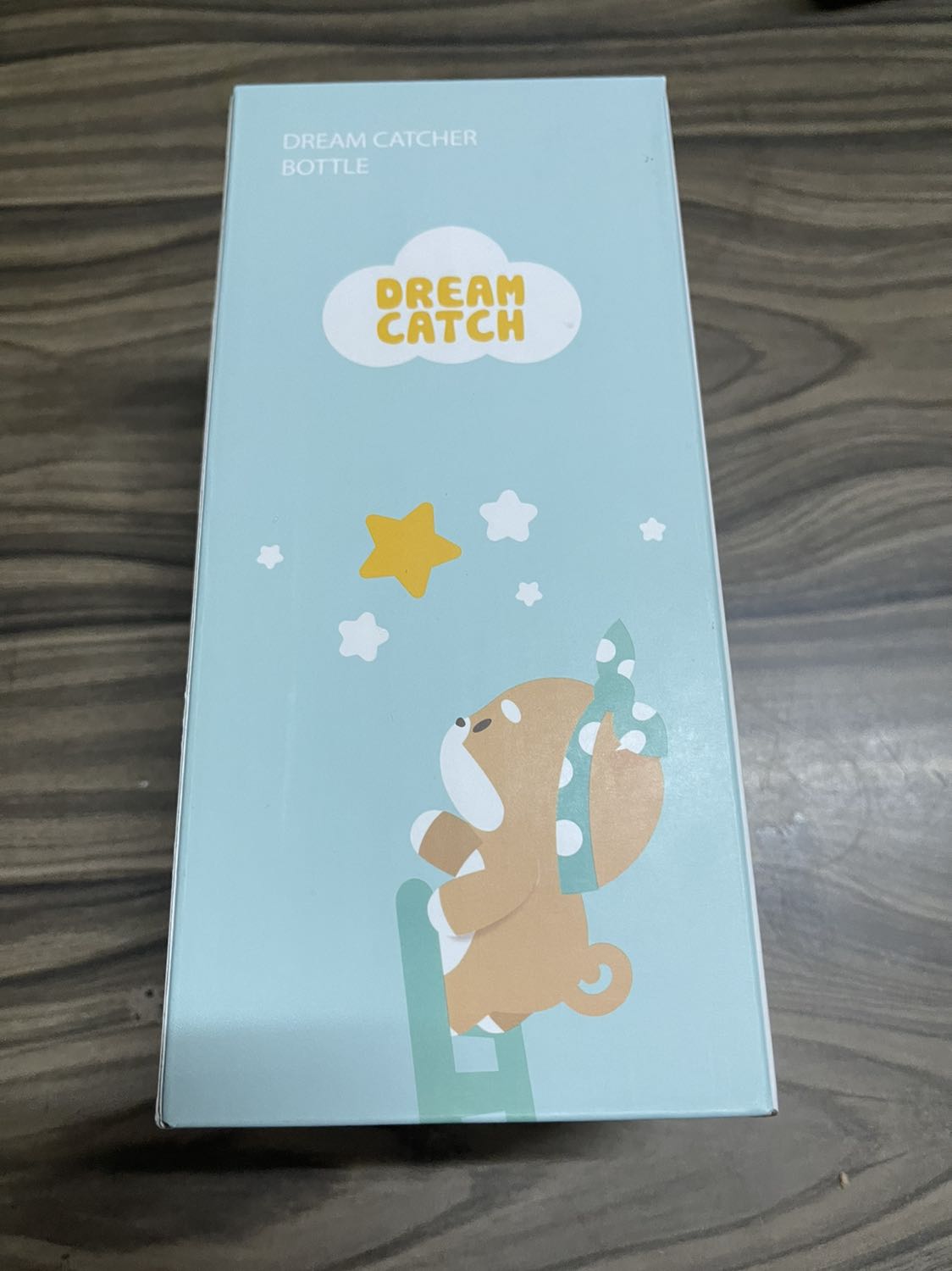 Hàng bị lỗi, con thú bị rớt ra khỏi ống hút. Yêu cầu shop đổi sản phẩm khác hoặc khắc phục giúp lỗi này. Cám ơn.