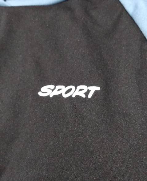 size vừa với kiểu nhỏ xinh như m ạ. chất lượng đi đôi với giá thôi, nói chung ưng ý, đi biển lên hình xinh lắm ạ.