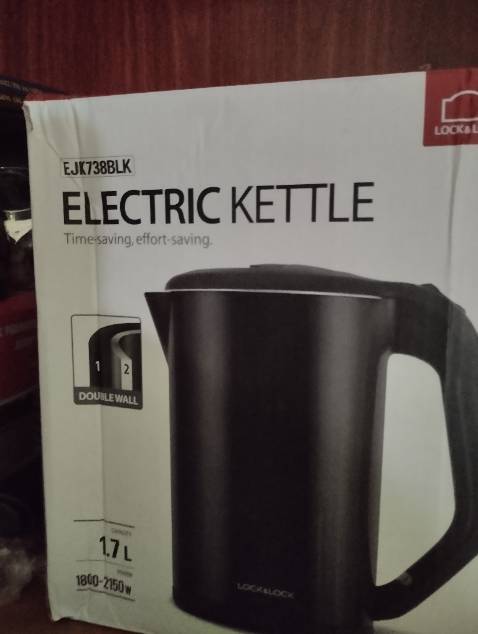 Nồi rộng, nhưng khi chiên quạt kêu rất to,ồn ào khó chịu, độ bền thì không biết, chờ thời gian mới biết,đễ sử dụng, nhưng không biết kích hoạt bảo hành, và khi cần bảo hành thì phải làm như thế nào, chỉ thấy một cái phiếu chưa điền thông tin gì, mua lúc sale nên được tặng ấm siêu tốc cùng hãng nhưng phải đợi tận gần mười ngày sau mới gửi quà tặng cho mình ,đóng gói và gửi nồi nhanh nhưng quà tặng thì ...quá chậm