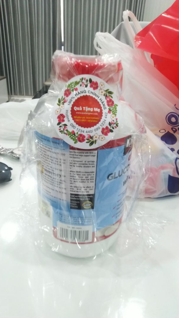 hàng giả nhé mọi người nên tìm hiểu kỹ khi mua hàng cho người thân dùng, mn có thể xem link trên Youtube để kiểm tra https://youtu.be/XGoG-SssNbM