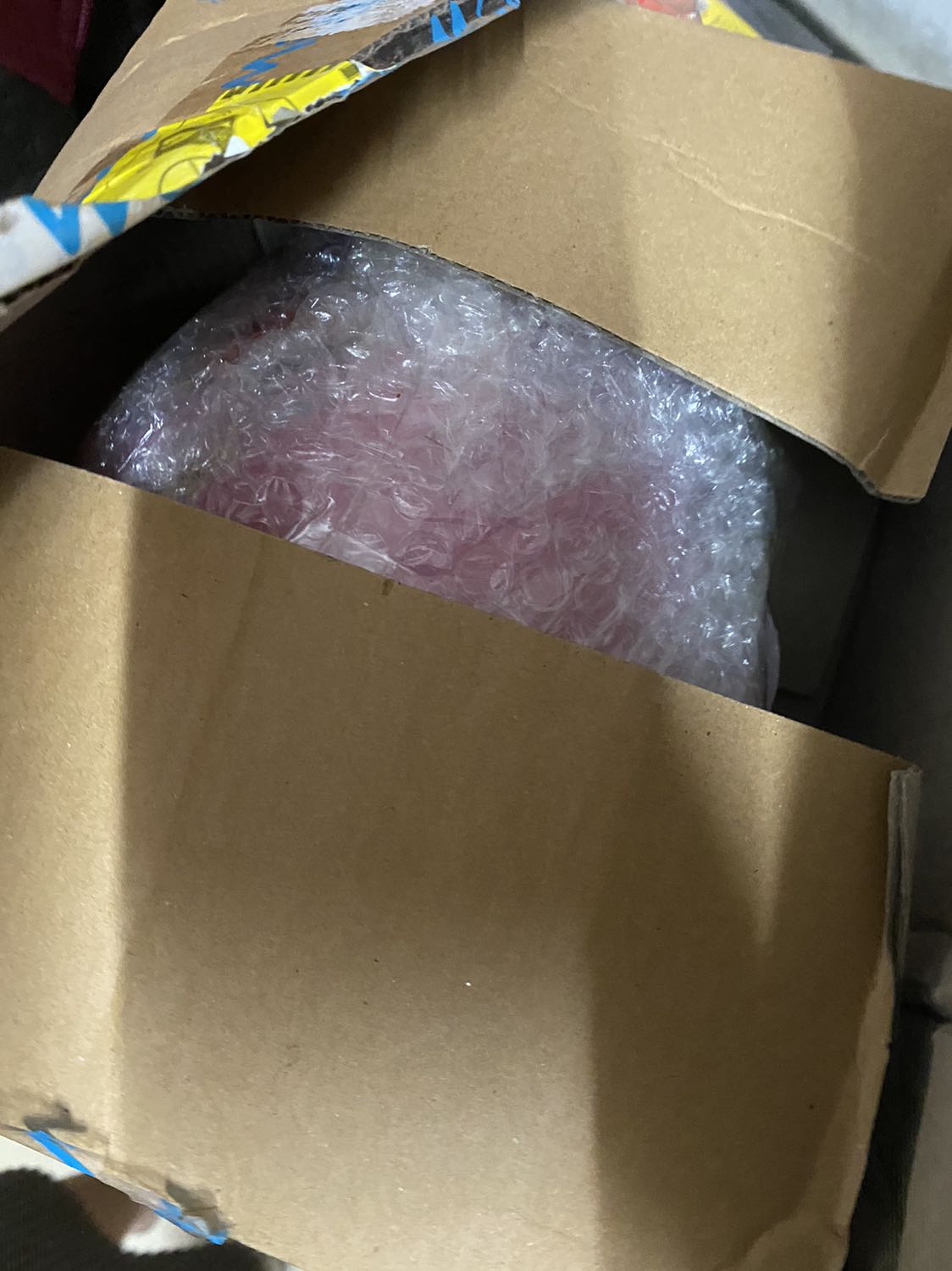 Giao sai hàng . Ko đúng với đơn hàng. Đơn hàng 10 giao 1