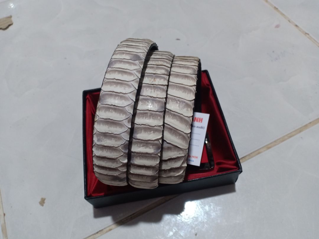 thắt lưng nữ da trăn rất đẹp màu sắc quá sang trọng