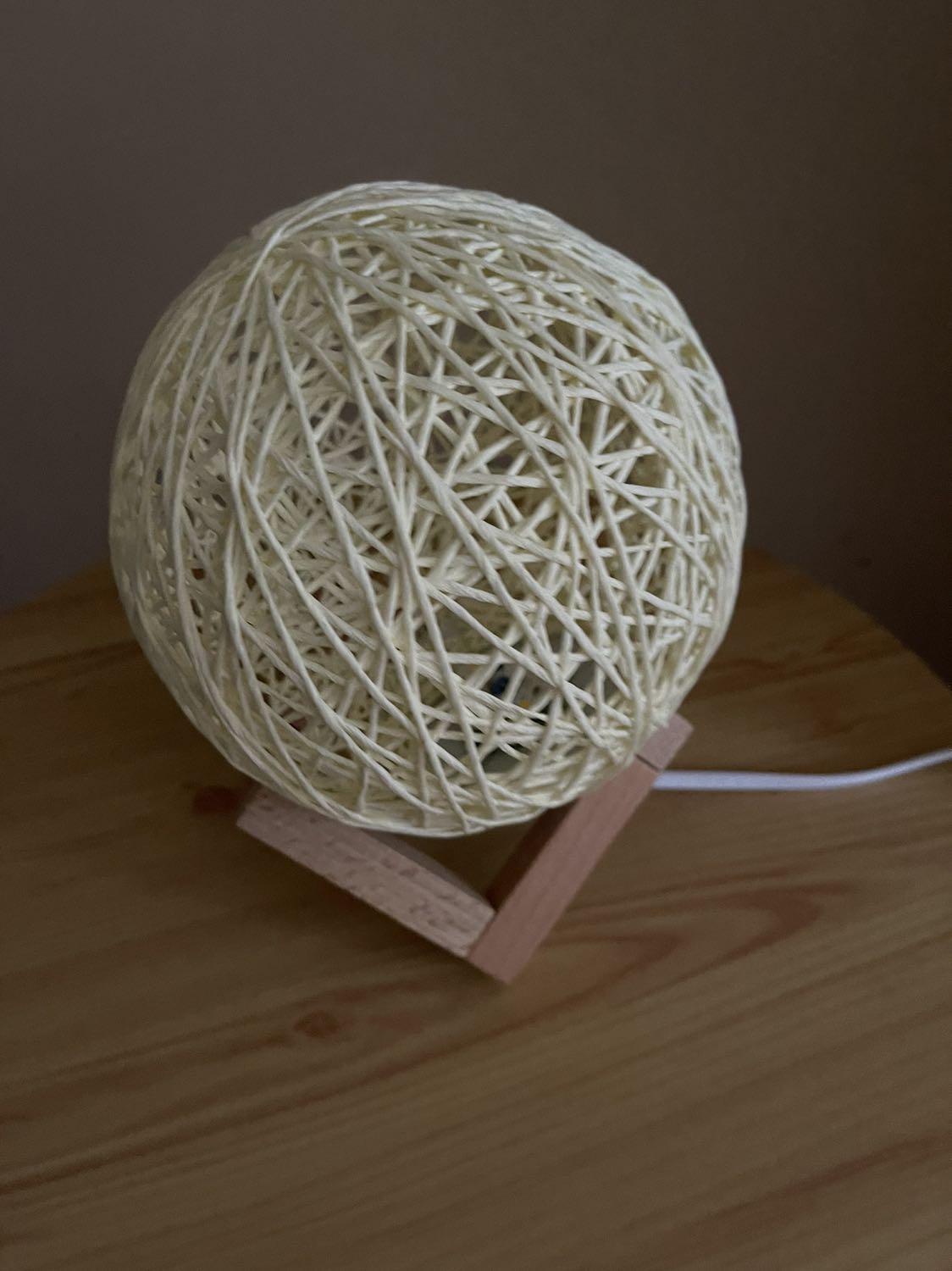 Ship siêu nhanh gói cẩn thận, tuy nhiên đèn thì bóng led này ko rõ là sẽ thay kiểu gì nếu cháy? Vứt cả cụm?