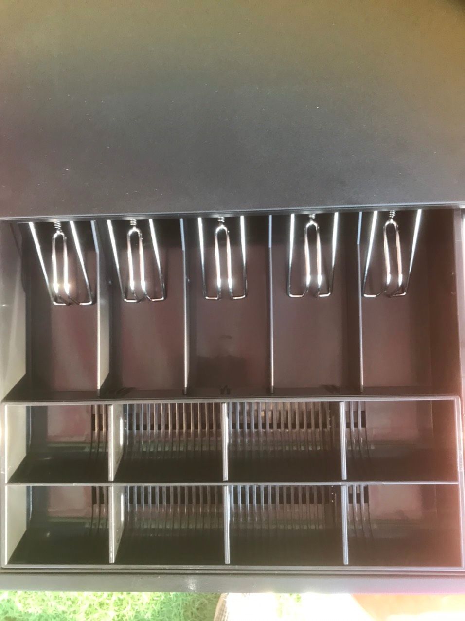 sản phẩm giao không giống như hình