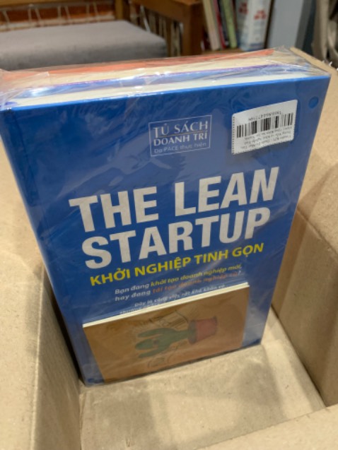 Sách bìa cứng rất đẹp, đóng gói kĩ càng quá trời luôn