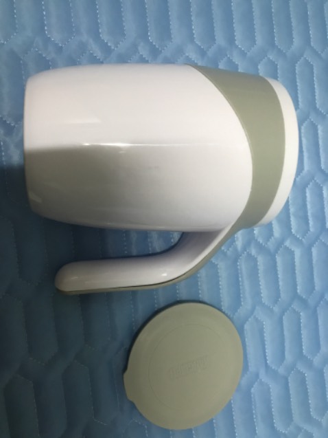 Bộ phận quay không giống trong quảng cáo, xạo, treo đầu dê bán thịt ***.
Vỏ ngoài xấu. Không hiểu sao lại được bán trên tiki. Không còn tin về tiki luôn.
Ghi là vỏ inox nhưng nhận hàng lại bằng nhựa.
Hàng giả