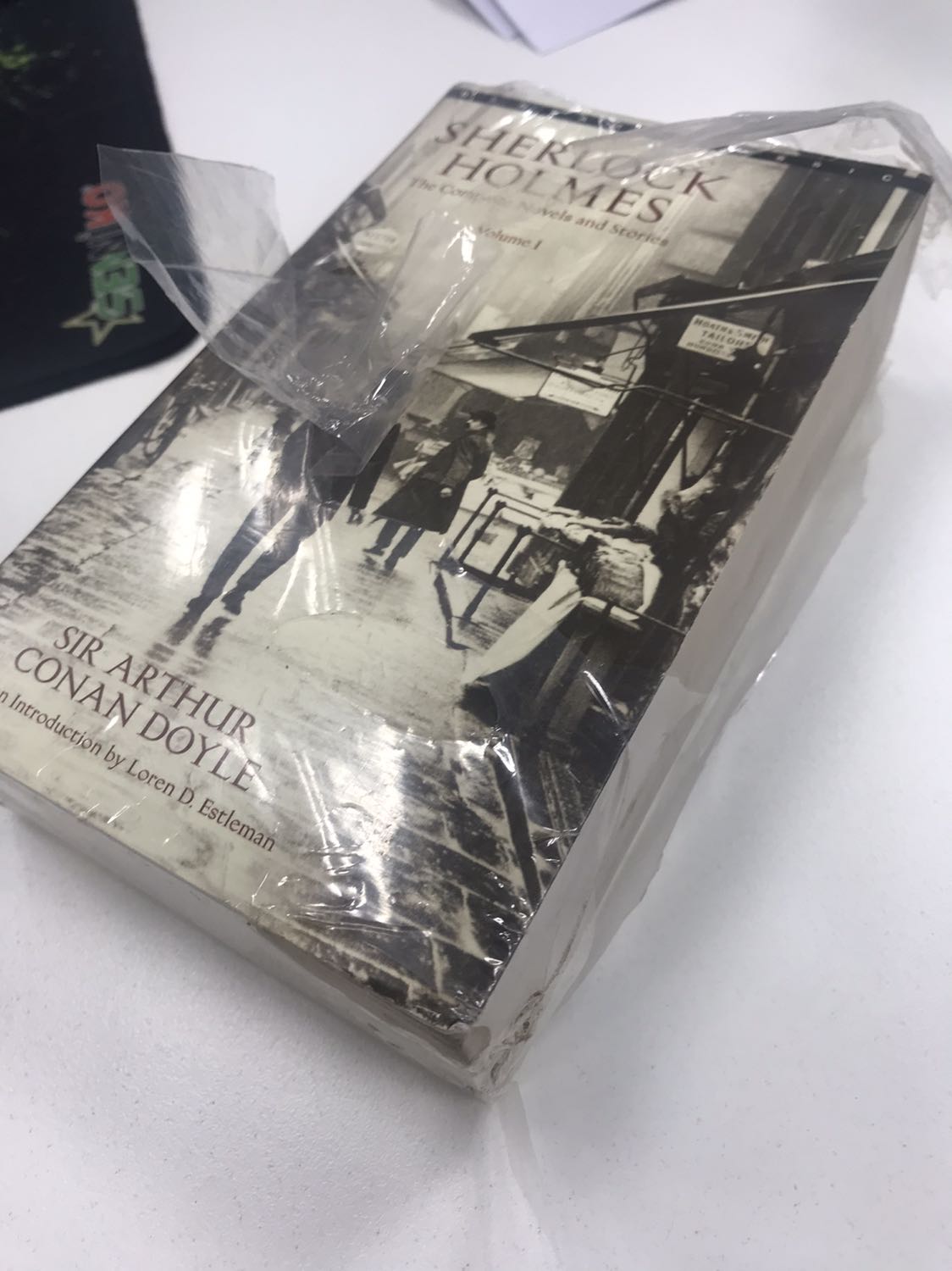 Mọi lần nhận sách tiki đều ok mà hnay nhận sách thật sự thất vọng vì làm ăn ẩu, sách bị bẩn như hình. Tiki vui lòng giải quyết giúp mình.