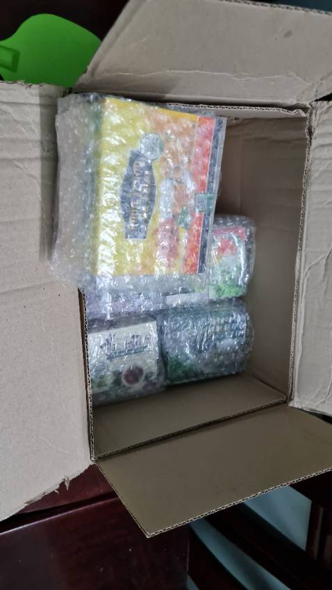 Shop đóng gói rất kỹ, nên hàng nhận đc cực kỳ đẹp và nguyên vẹn.
Trà vị thơm nhẹ, dễ uống. Còn tốt cho sức khỏe thì để mình sdung 1 time đã 😄