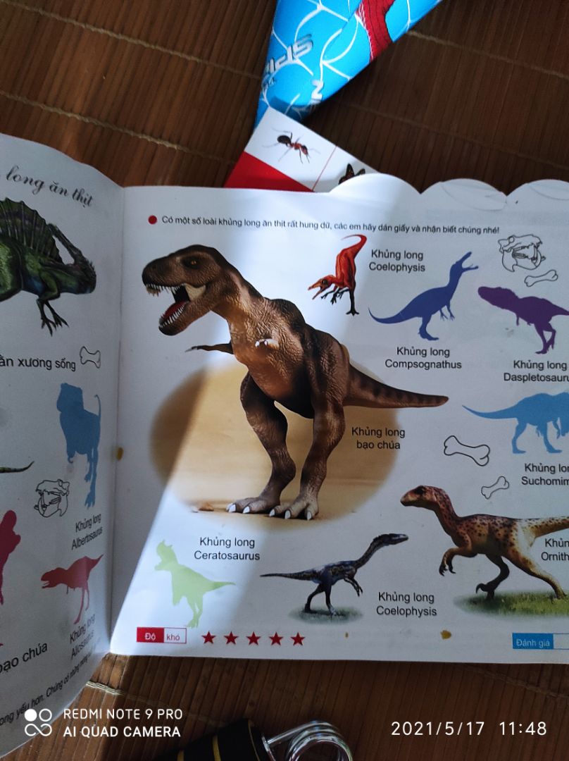 chất lượng giấy đẹp, bé nhà mk rất thích, có nh hình ảnh và thông tin khác nhau