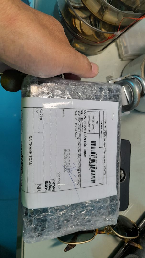 hôm nay mua lại lần hai. đã cải thiện khâu đóng gói sản phẩm. bao bóng chống sốc kỹ càng. Chấm 5* cho giá cả và sản phẩm. thêm 5* cho khâu tiếp thu ý kiến của khách hàng. Tổng cộng chấm 10* hôm nay mua lại lần hai. đã cải thiện khâu đóng gói sản phẩm. bao bóng chống sốc kỹ càng. Chấm 5* cho giá cả và sản phẩm. thêm 5* cho khâu tiếp thu ý kiến của khách hàng. Tổng cộng chấm 10*