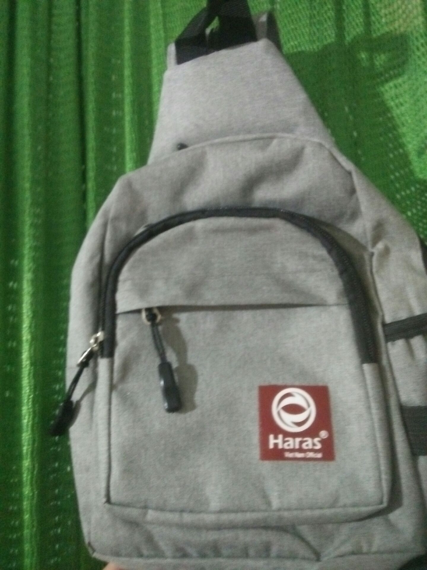 Mới nhận được hàng đây ạ, y như hình, em ms đặt vào hôm qua mà h.n đã giao r (dự kiến khoảng thứ 7 ms giao), sipper rất lịch sự! E rất hài lòng!