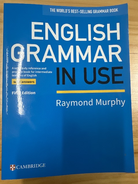 Sách đúng chuẩn nhập chính hãng do Fahasa bán.
Ship hàng nhanh chuẩn, cẩn thận.
Giá bán store Fahasa tại Tiki lại cao hơn store Fahasa Shoppe 60K VND.