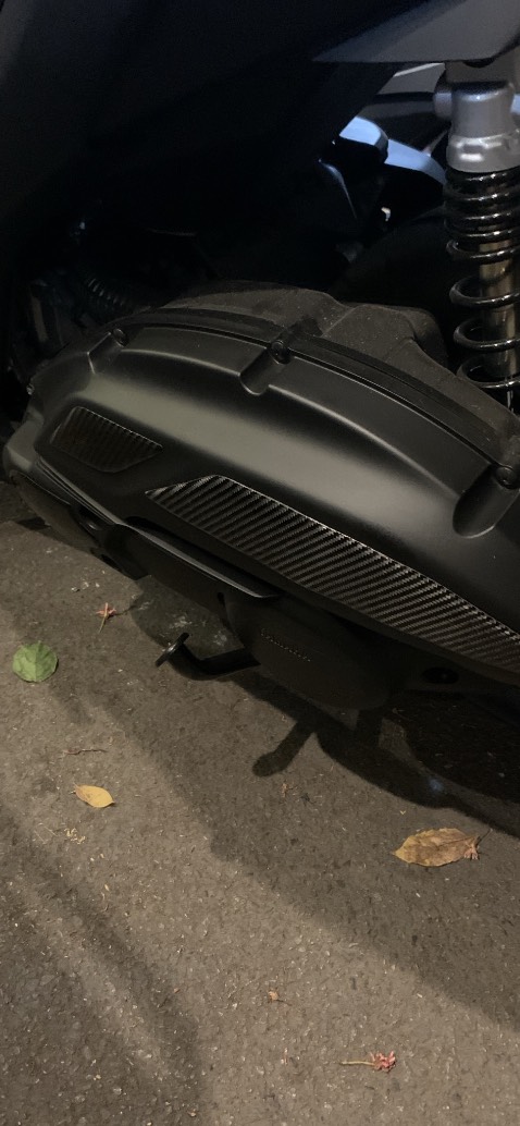 Như mô tả của shop, đóng gói cẩn thận, hơi khó canh để dán, 5 sao!!!