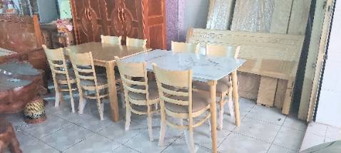 Chất liệu tốt, bền, thiết kế đẹp tiện lợi, giá rất tốt