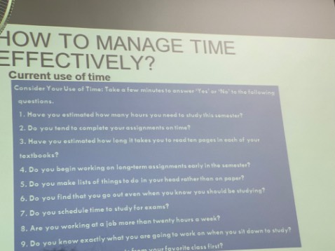 Sách đẹp , bổ ích giấy hơi mỏng