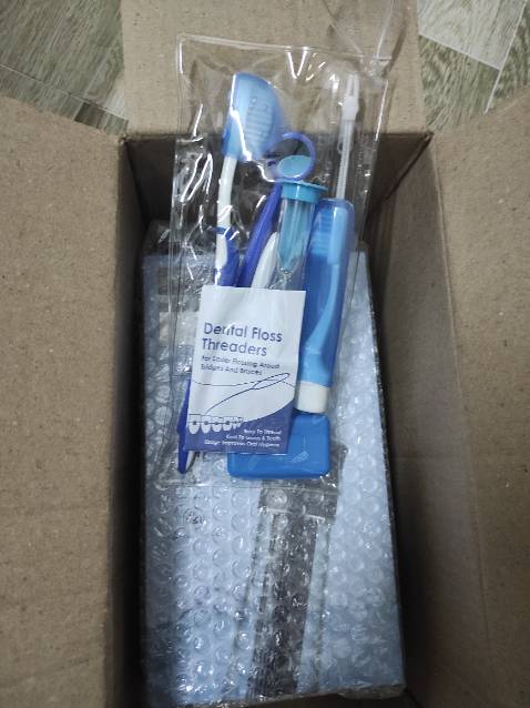 Đóng gói ok, sản phẩm ok.
Dùng tốt, lực mạnh, nói chung là là rất ổn áp.

Nhược điểm: lõi lọc hút thiết kế như này thì khi nghiêng bình lúc nước ít sẽ không hút được nước. Đành phải để thẳng đứng bình, nên hơi bất tiện.