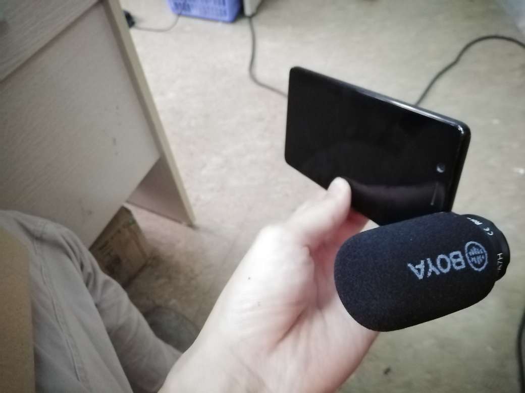 Hàng chính hãng, đóng gói tốt. Âm thanh trong và rõ ràng, phù hợp với nhu cầu quay Vlog của mình.