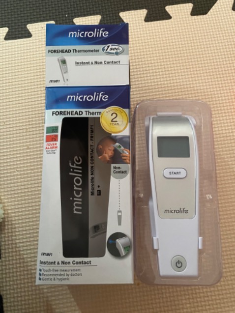 Mình thử đo nhiệt độ nước pha sữa được cài đặt ở 55 độ, kết quả cho ra chuẩn 55 độ. Thử đo nhiệt độ cho bé thì cũng khá chuẩn. Nhiệt kế rất nhạy, dùng thích lắm. Mua của Tiki giao hàng siêu nhanh, đặt đêm hôm trước mà sáng hôm sau đã nhận được hàng rồi. Tiki Trading giá rẻ mà giao hàng siêu thích!