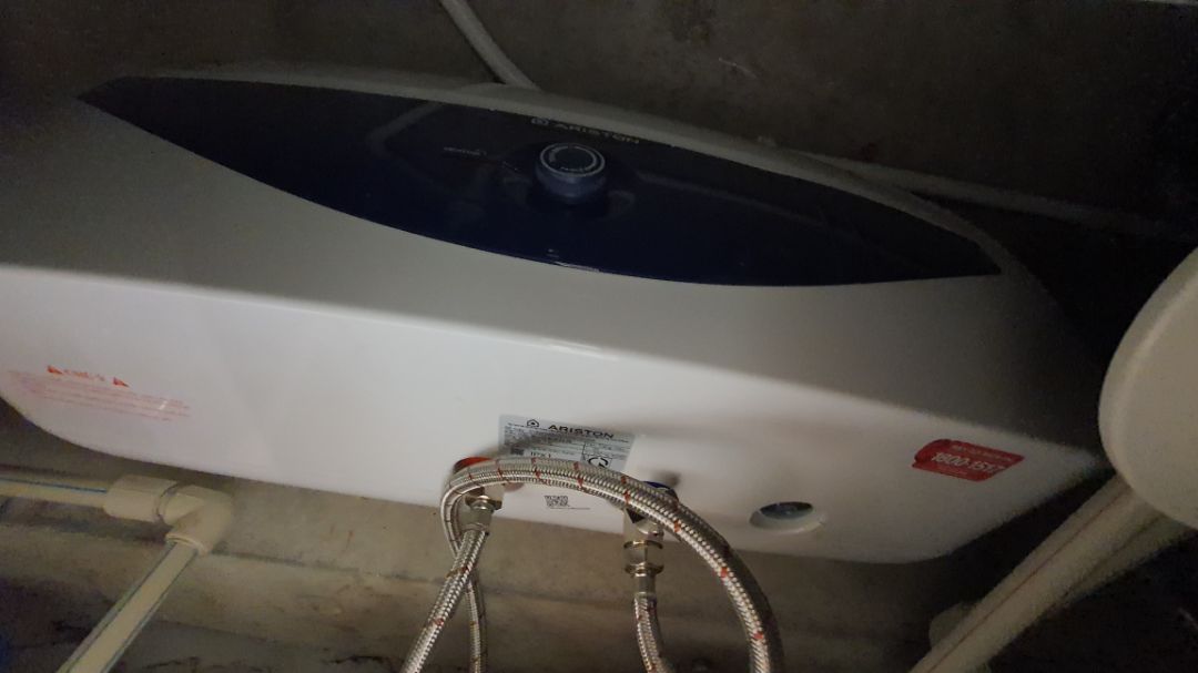 Giao hàng nhanh, đúng hẹn, tuy nhiên BP lắp đặt đến hơi muộn 2-3 tiếng.
Máy hoạt động tốt sau khi lắp đặt hoàn thiện, hi vọng bền bỉ lâu dài ^^