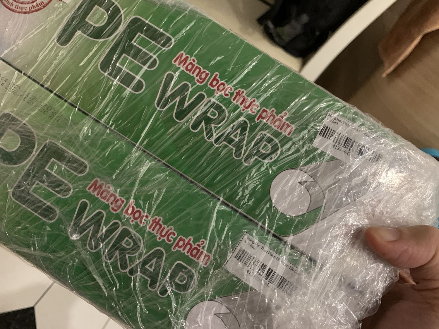 Giao hàng nhanh. Màng bọc tốt. Dùng để bọc đồ ăn hoặc đồ dùng đều tốt.