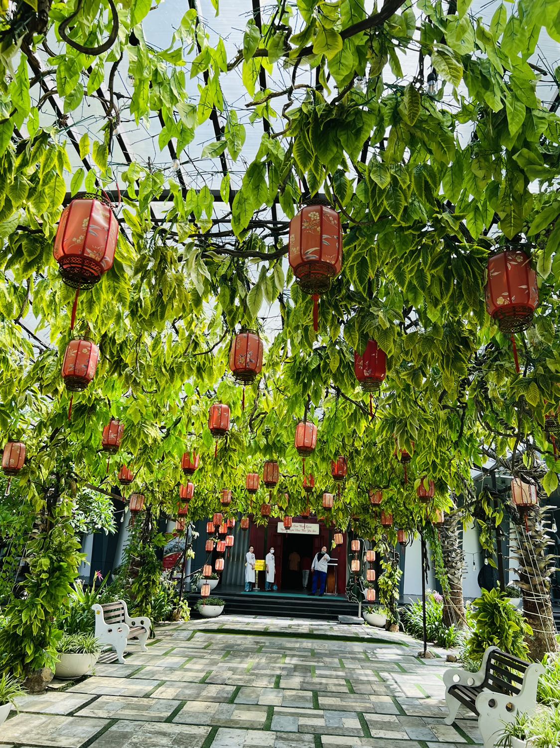 Ốp vừa khít với đt,