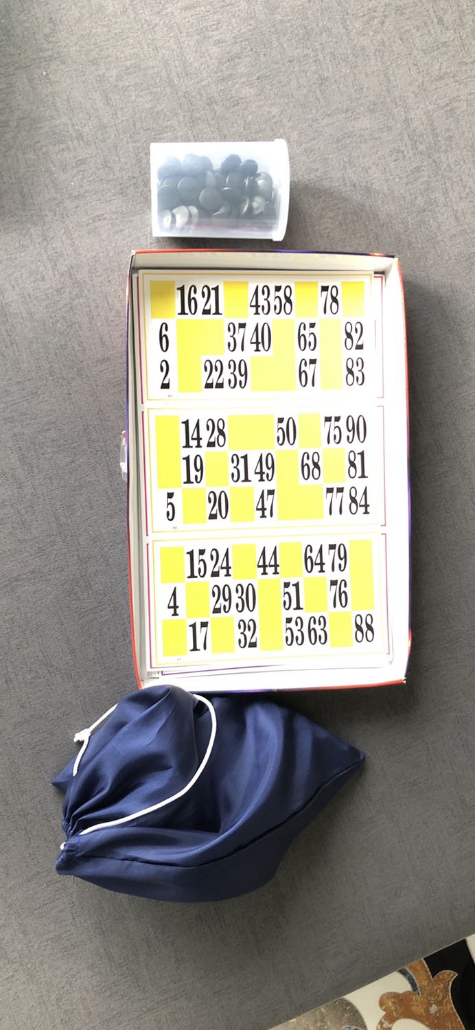 Hàng Việt Nam chất lượng cao. Nếu số lượng nút đen nhiều hơn thì phù hợp cho nhiều người chơi hơn.