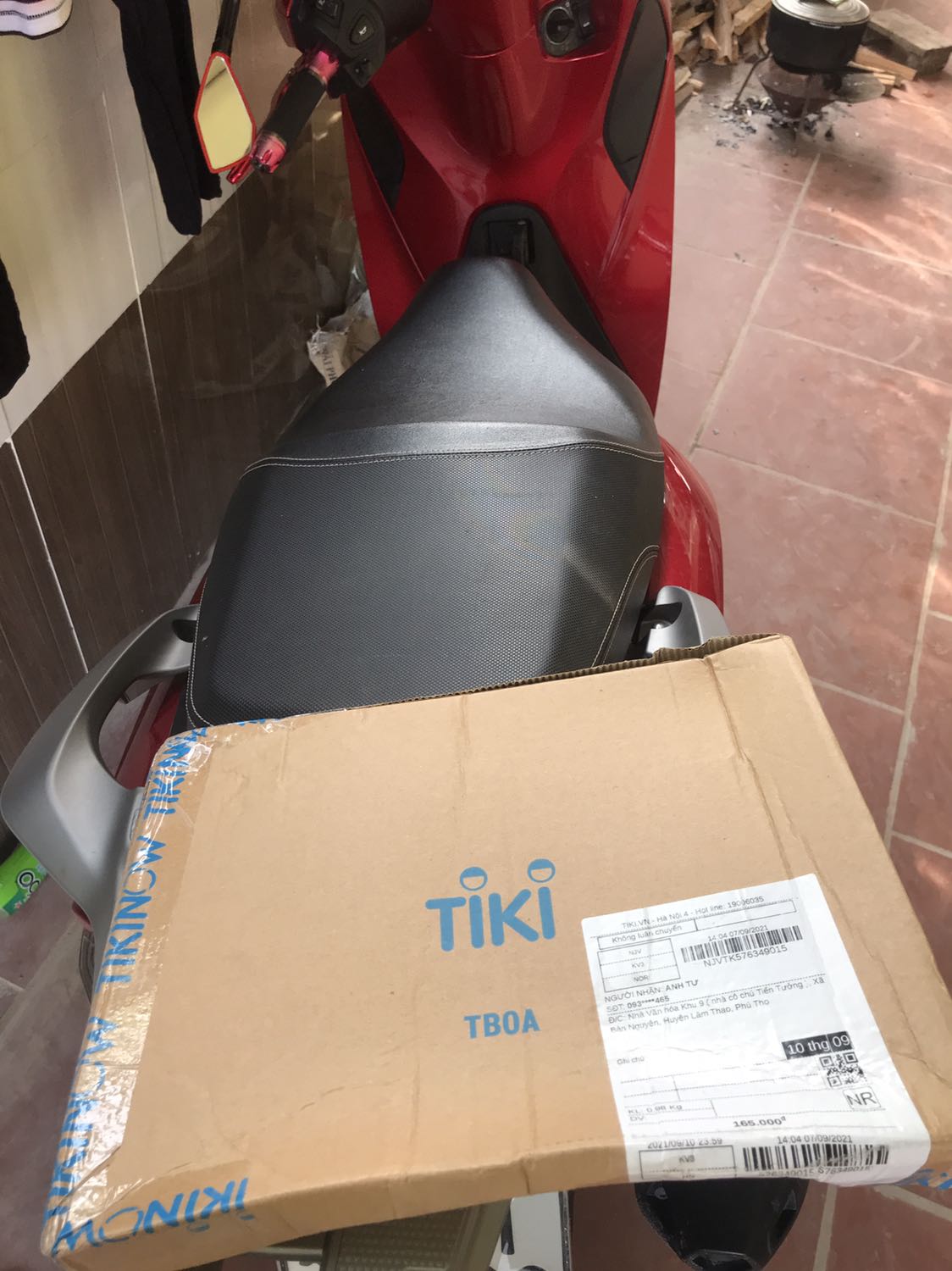 Giao hàng rất nhanh,đóng gói thì ok,lần nào mua cũng thế,chất lượng rất hài lòng, riêng bán sách thì tiki trùm ở Việt Nam,các bạn yên tâm mua nhé. Giá như các sàn thương mại điện tử khác nhe Shopee,Lazada.. mà làm ăn như Tiki thì tốt biết mấy .🥵🥵🥵