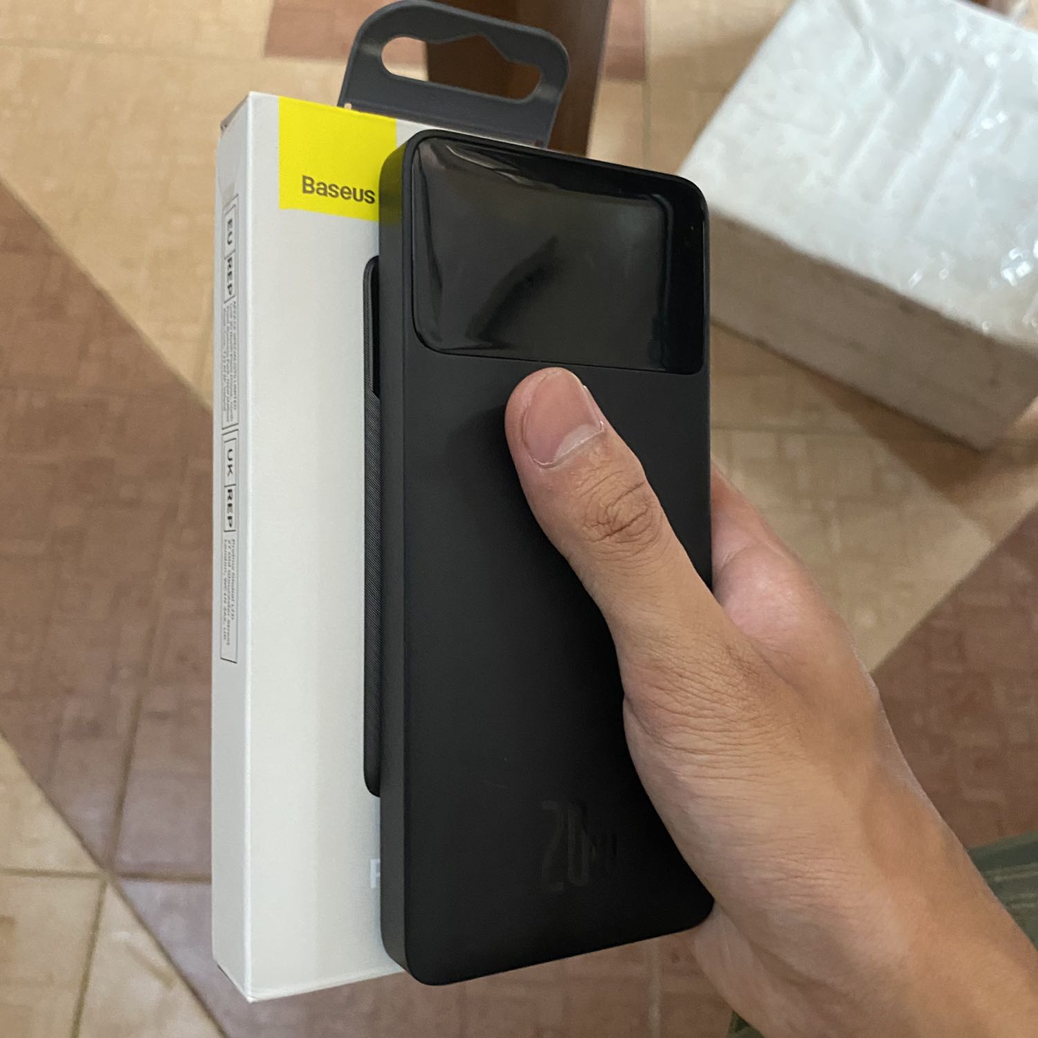 Treo đầu dê bán thịt *** nhé mng, nhận về là mẫu sản phẩm khác nên rất mất thời gian trả sản phẩm