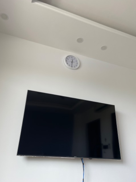 Mua 2 cái thì 1 cái trục trặt. Kình tưởng bin hết đã thay cục bin mới panasonic mà vẫn bị sai giờ. Hôm nay thì hư luôn. Đề mghij shop liên hệ bảo hành cho mình số đt ***