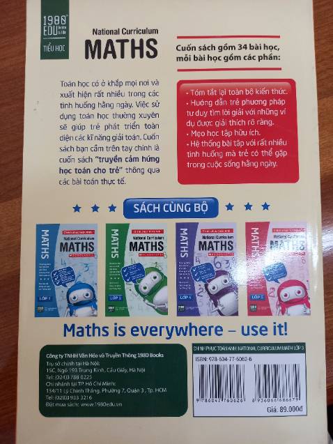 Sách in màu, bản in, giấy in đẹp. Những câu chuyện song ngữ với cú pháp đơn giản giúp bé vừa đọc sách vừa được làm quen thêm với tiếng Anh