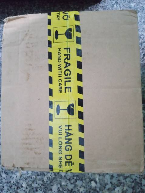 Sản phẩm được đóng gói cẩn thận, không bị móp và bị hư hại.
Vận chuyển nhanh, nhiệt tình.