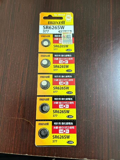 Mình thấy hình màu xanh khi giao vĩ màu vàng không biết chất lượng có khác nhau không nhưng shop đóng gói kỹ