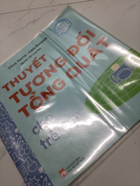 Giấy tốt, nội dung dễ hiểu. Bọc sách hơi nhăn.