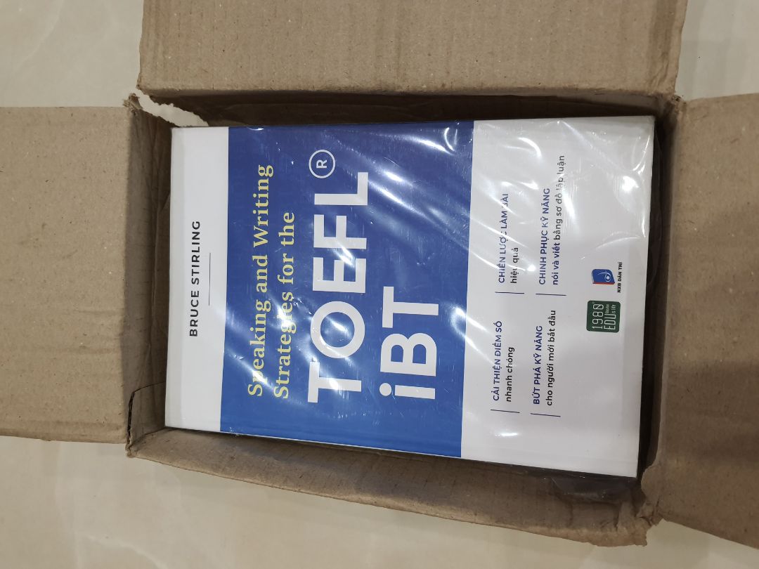 Sách mới, đóng gói cẩn thận, mùa dịch nhưng mình đặt 5 ngày là nhận được sách rồi.Chưa đọc nên chưa đáng giá được nội dung