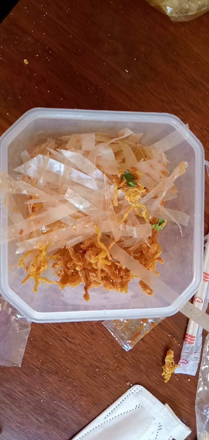 bút viết khá ổn.Bút xinh quá chời luôn ,mn mua đi rẻ mà còn đẹp nx.