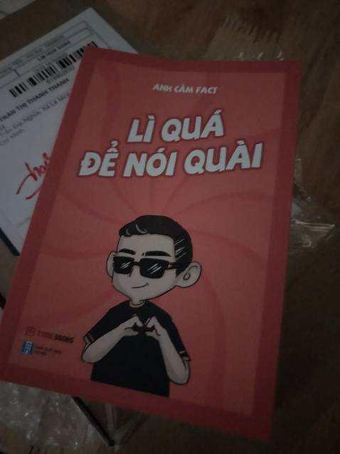 Đặt một đường giao một nẻo . Lần đầu tiên mua TiKi mà bị vụ này . Do lúc đang nhận lu bu công việc nên ko kiểm dk hàng . Thôi rút kinh nghiệm lần sau 😡😡😡😡