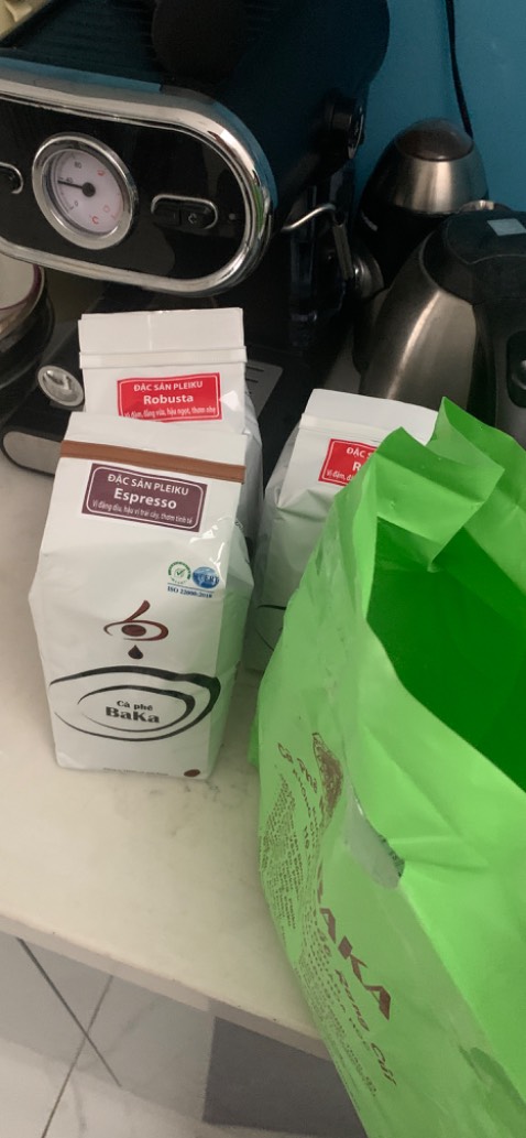 Baka vị đậm, thơm, hợp với gia đình mình lắm. Mua trên Tiki giao hàng rất nhanh, hỗ trợ phí shiper. Rất hài lòng