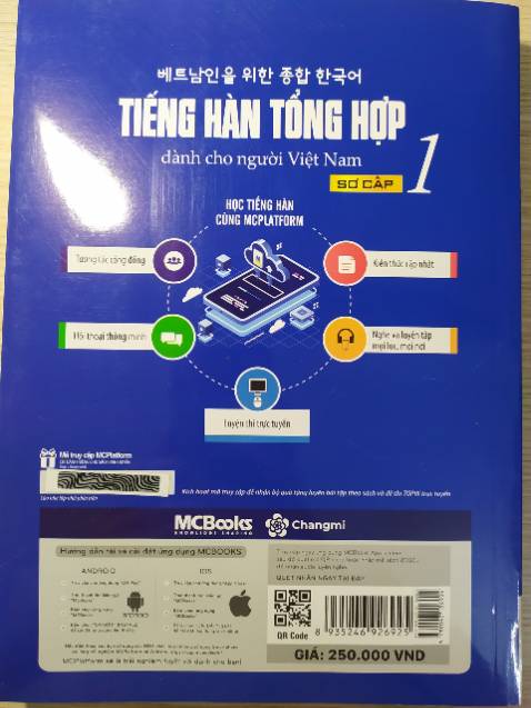 Mình mới mua và học sách đc 2 tuần. Sách đẹp, chắc chắn, chữ nghĩa màu mè in rõ ràng, chất giấy ổn. Nội dung diễn giải dễ hiểu, bài tập ôn tập đa dạng, nhất là có app nghe nên rất hiệu quả với những người tự học. Giáo trình này quá nổi tiếng rồi nên ai muốn học theo thì cứ mua ko phải nghĩ nhiều. Đây là lần đầu mình mua hàng trên Tiki, giao hàng đúng hẹn, hài lòng. Mình mới mua và học sách đc 2 tuần. Sách đẹp, chắc chắn, chữ nghĩa màu mè in rõ ràng, chất giấy ổn. Nội dung diễn giải dễ hiểu, bài tập ôn tập đa dạng, nhất là có app nghe nên rất hiệu quả với những người tự học. Giáo trình này quá nổi tiếng rồi nên ai muốn học theo thì cứ mua ko phải nghĩ nhiều. Đây là lần đầu mình mua hàng trên Tiki, giao hàng đúng hẹn, hài lòng.