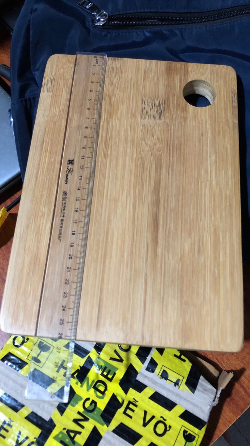 Giao hàng nhanh, chất lượng như ý. Tuy nhiên do không để ý kích thước nên thất vọng. Thớt bé quá!