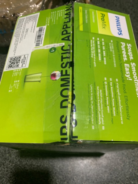 Đề nghị đổi máy mới cho tôi nha, giao hàng đã bị bóc xài, còn dấu ngón tay đã sử dụng máy, hộp dán băng keo cẩu thả