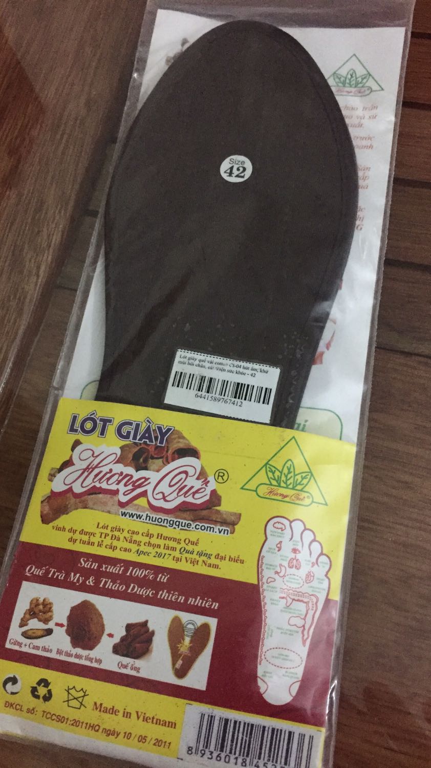 Nhận hàng đúng size đúng màu, nhưng hộp Tiki đã bị bóc.