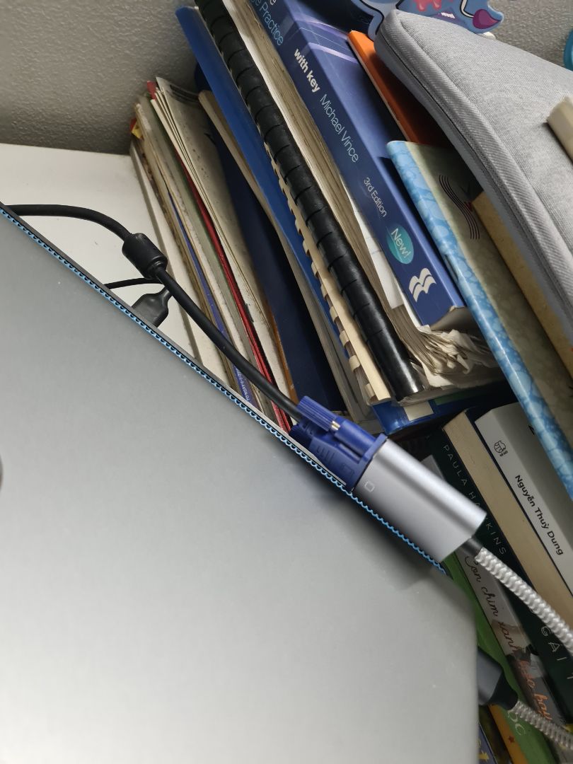 Tiki giao hàng nhanh chóng 
Sản phẩm được đóng gói kỹ.
Kết nối ổn định, tốt, đáng xài.