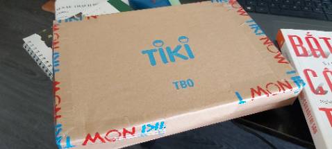 “ Tại sao? ” _ Đó là câu hỏi mỗi người chúng ta phải trả lời khi lên kế hoạch cho bất cứ việc gì , từ dự án cá nhân đến chiến lược kinh doanh. Nếu không biết rõ bản thân muốn đạt được điều gì, bạn sẽ mất đi định hướng và ý nghĩa trong cuộc sống. Tương tự, nếu thiếu tầm nhìn và sứ mệnh, doanh nghiệp sẽ không thể vượt qua đại dương của những thử thách để đạt tới thành công. Cuốn sách này sẽ giúp bạn cũng như đội nhóm và tổ chức của mình tìm thấy ý nghĩa trong mọi mặt của cuộc sống. Hãy cùng nhau Khám phá sứ mệnh với câu hỏi tại sao!
Dịch vụ TikiNow vẫn rất ổn, dù là ngày lễ mình vẫn nhận được sách luôn và ngay 🤩, tiếp tục ủng hộ!