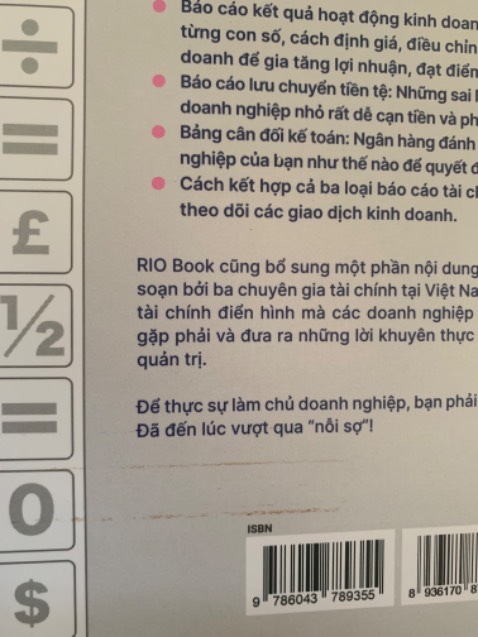 Nội dung mình đã đọc review trước khi mua, đa phần mọi người bảo nội dung dễ hiểu, phù hợp với người mới tìm hiểu về tài chính.
Về hình thức sách: bookmark bị gãy nhẹ phần đầu do quay ngang khi đặt vào sách và đóng gói. Sách bị bụi, bẩn nhẹ như hình