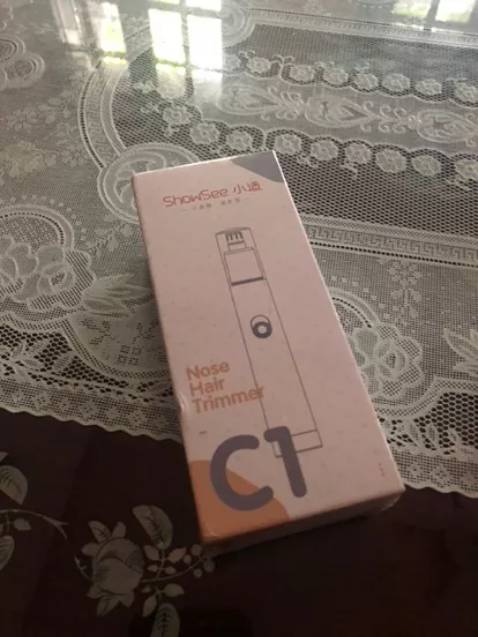 dùng oke nha ae tỉa lông mũi nhanh gọn, độ bền thì k biết nhưng mà kết cấu khá là đơn giản dễ dùng nha