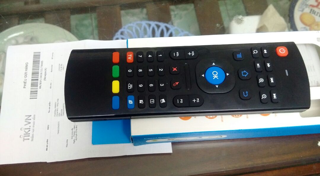 Sản phẩm mà tôi nhận được không có mic, không phải KM800v. Đề nghị đổi hàng